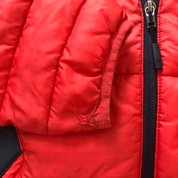 Women’s Columbia Down Jacket - Picture 4 of 8